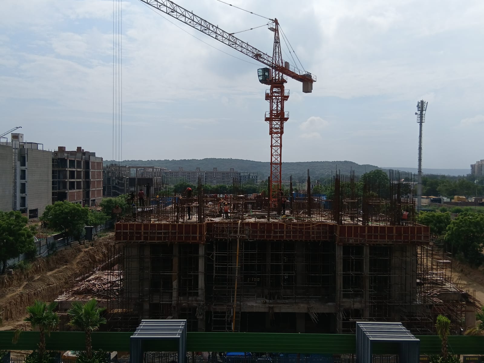 Jun'26 - Ashiana Mulberry Moments - T7 - Ground Floor roof slab in-progress
